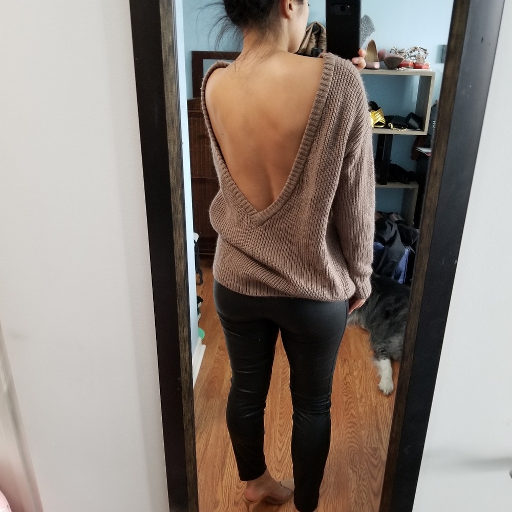V-back sweater